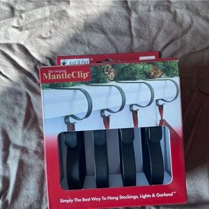 NW CHRISTMAS MANTLE STOCKING HOLDER SET OF 4 oil rubbed bronze